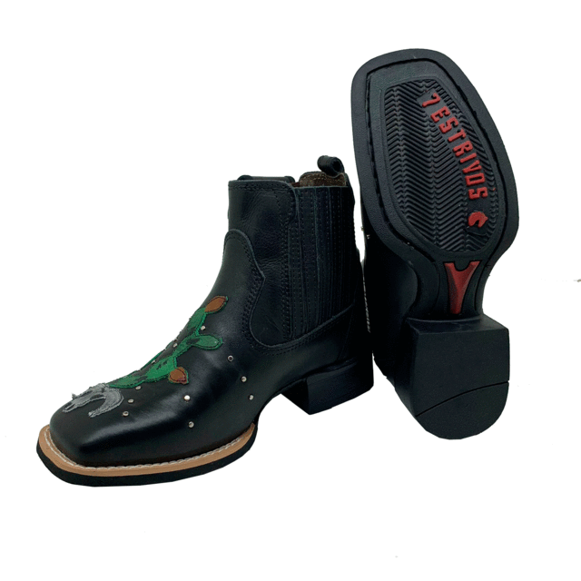 BotinaCanivete Faroeste
                                    - Couro Látego Preto