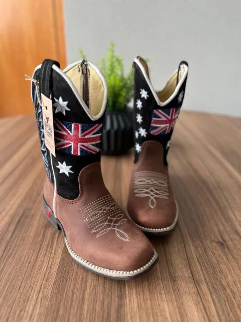 Texana Tom Infantil - Couro Nobuck Preto e Horse Nescau/Bordado Reino Unido