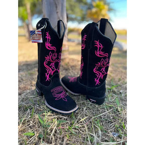 BOTA TEXANA EM COURO NOBUCK PRETO BORDADO FLORES E RAMOS ROSA